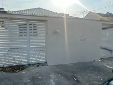 Casa com 3 Quartos para alugar, 75m² no Jardim Sulacap, Rio de Janeiro