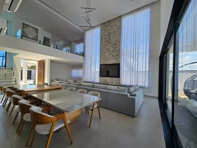 Sobrado com 4 Quartos à venda, 400m² no Parque dos Príncipes, São Paulo