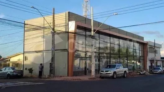 Ponto Comercial para alugar, 35m² no Tubalina, Uberlândia