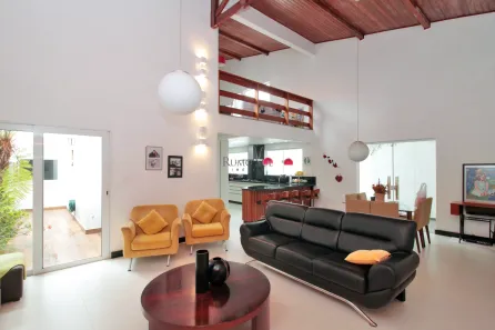 Casa com 5 Quartos à venda, 380m² no Jardim Santa Helena, São Paulo