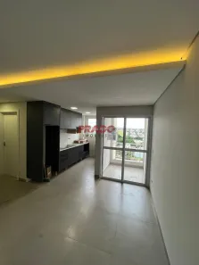 Apartamento com 2 Quartos para alugar, 52m² no Vila Marumby, Maringá