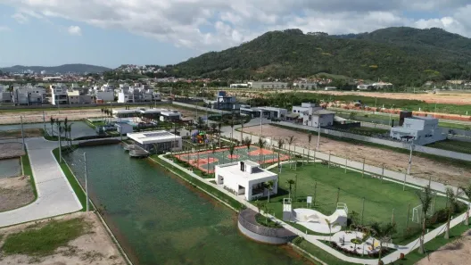 Lote/Terreno à venda, 150m² no Beira Rio, Biguaçu