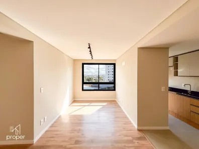 Apartamento com 2 Quartos para alugar, 76m² no São Gonçalo, Pelotas