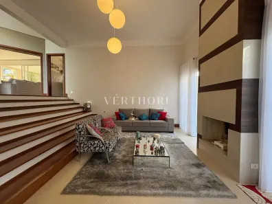 Sobrado com 5 Quartos à venda, 570m² no Esperança, Londrina