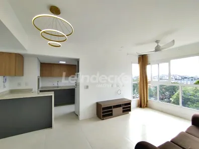 Apartamento com 2 Quartos para alugar, 72m² no Camaquã, Porto Alegre