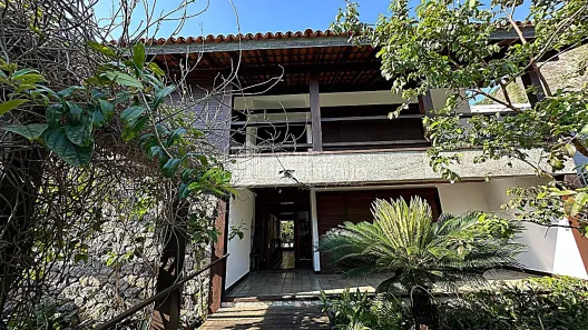 Casa de Condomínio com 4 Quartos à venda, 400m² no Itacoatiara, Niterói