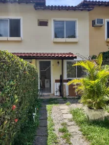 Casa de Condomínio com 3 Quartos para venda ou aluguel, 90m² no Vargem Grande, Rio de Janeiro