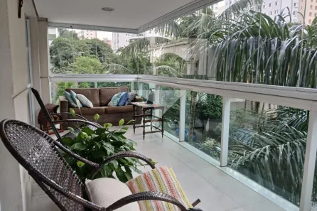 Apartamento com 3 Quartos à venda, 180m² no Vila Uberabinha, São Paulo