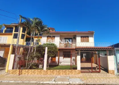 Sobrado com 4 Quartos à venda, 160m² no Fátima, Canoas