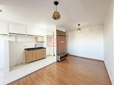 Apartamento com 2 Quartos para alugar, 50m² no Vila Emília, Maringá