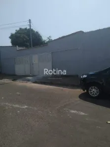 Casa com 6 Quartos à venda, 243m² no Carajás, Uberlândia