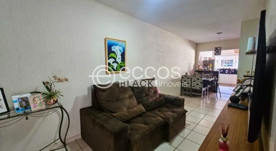 Casa de Condomínio com 3 Quartos à venda, 76m² no Recreio dos Bandeirantes, Uberaba