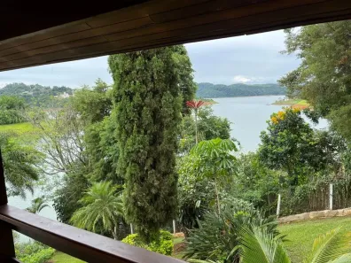 Fazenda/Sítio com 4 Quartos à venda, 650m² no Chácaras Condomínio Recanto Pássaros II, Jacareí