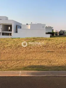 Lote/Terreno à venda, 383m² no Gávea, Uberlândia