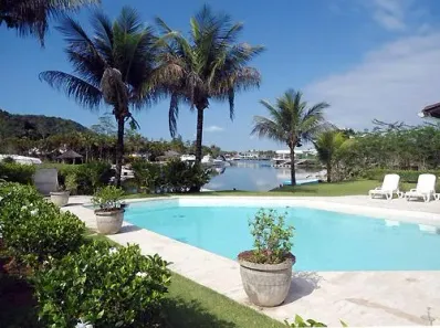 Casa de Condomínio com 4 Quartos para venda ou aluguel, 600m² no Balneario Praia do Perequê, Guarujá