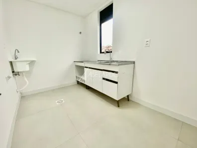 Apartamento com 2 Quartos para alugar, 61m² no Água Verde, Blumenau