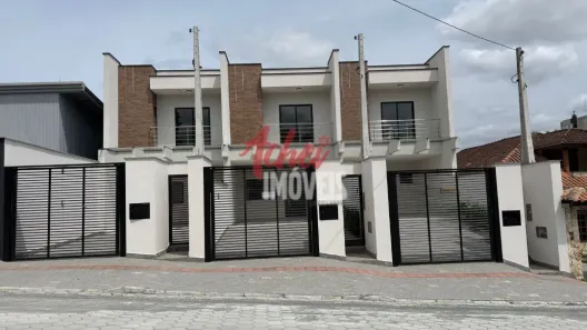 Casa com 3 Quartos à venda, 139m² no Costa e Silva, Joinville