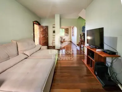 Casa com 4 Quartos à venda, 329m² no Caiçara-Adelaide, Belo Horizonte