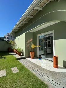 Casa com 3 Quartos à venda, 142m² no Ressacada, Itajaí