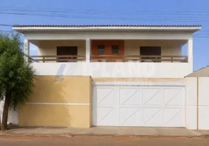 Sobrado com 4 Quartos para alugar, 196m² no Jardim Arangá, Araraquara