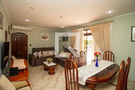 Casa com 3 Quartos à venda, 224m² no Bortolândia, São Paulo