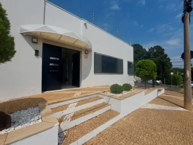 Imóvel Comercial com 1 Quarto para alugar, 100m² no Vila Pavan, Americana