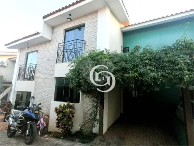 Sobrado com 3 Quartos à venda, 99m² no Canadá, Cascavel