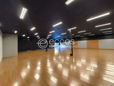 Imóvel Comercial para alugar, 500m² no Centro, Uberlândia