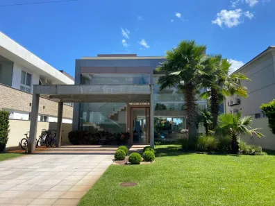 Casa de Condomínio com 4 Quartos à venda, 300m² no Atlântida, Xangri-lá