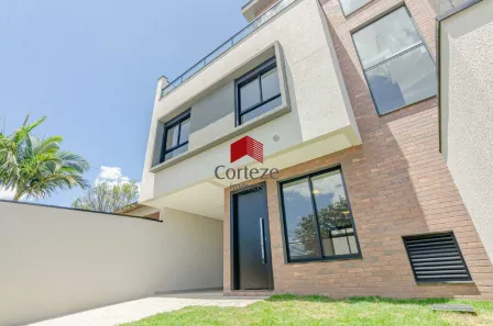Sobrado com 3 Quartos à venda, 152m² no Abranches, Curitiba