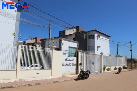 Apartamento com 2 Quartos para alugar, 75m² no Tiradentes, Juazeiro do Norte
