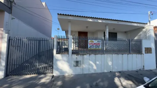 Casa com 4 Quartos à venda, 180m² no Vila Santa Helena, Presidente Prudente