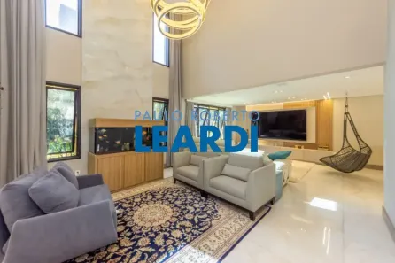 Casa de Condomínio com 3 Quartos à venda, 514m² no Santa Cecília, São Paulo