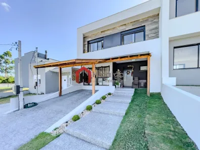 Casa de Condomínio com 3 Quartos à venda, 120m² no Cocão, Viamão