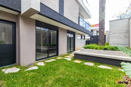 Casa de Condomínio com 4 Quartos à venda, 215m² no Xaxim, Curitiba
