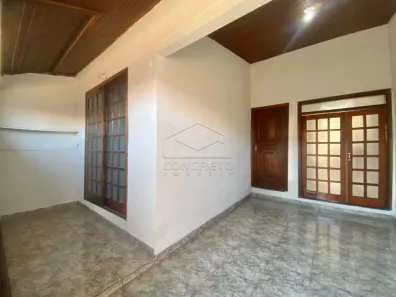 Casa com 2 Quartos para alugar, 100m² no Vila Netinho Prado, Jaú