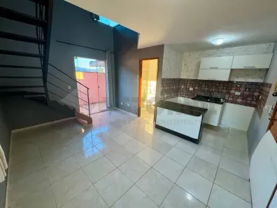 Casa de Condomínio com 1 Quarto à venda, 45m² no Centro, Caraguatatuba