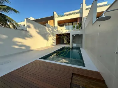 Casa de Condomínio com 4 Quartos à venda, 340m² no Barra da Tijuca, Rio de Janeiro