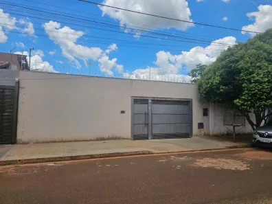 à venda, 200m² no Parque dos Sabiás, Campo Grande