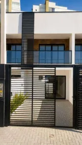 Sobrado com 3 Quartos à venda, 97m² no Saguaçu, Joinville