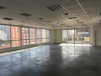 Sala Comercial para alugar, 134m² no Indianópolis, São Paulo