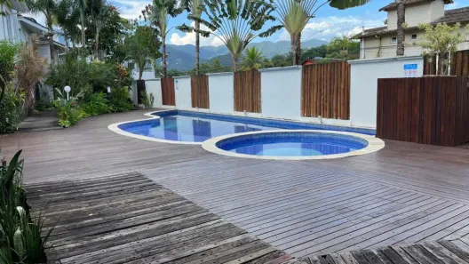 Casa de Condomínio com 5 Quartos à venda, 170m² no Camburi, São Sebastião