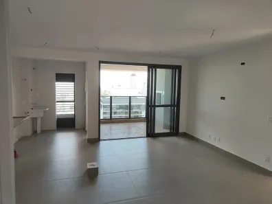 Apartamento com 2 Quartos à venda, 100m² no Zona 03, Maringá
