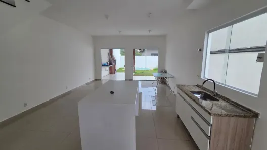Casa de Condomínio com 3 Quartos para alugar, 105m² no Chácara Jaguari (Fazendinha), Santana de Parnaíba