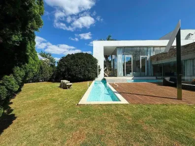 Casa com 4 Quartos à venda, 800m² no Village Terrasse I, Nova Lima