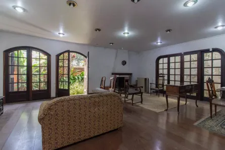 Casa com 3 Quartos à venda, 245m² no Vila Mariana, São Paulo