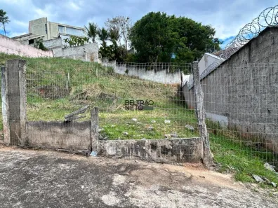 Lote/Terreno à venda, 555m² no Estoril, Belo Horizonte