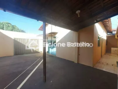 Casa com 2 Quartos para alugar, 70m² no Daniel Fonseca, Uberlândia