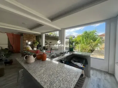 Sobrado com 3 Quartos à venda, 252m² no Jardim Independência, São Vicente