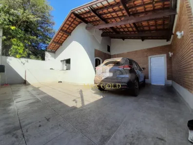 Casa com 3 Quartos à venda, 160m² no Vila Paulista, Taubaté